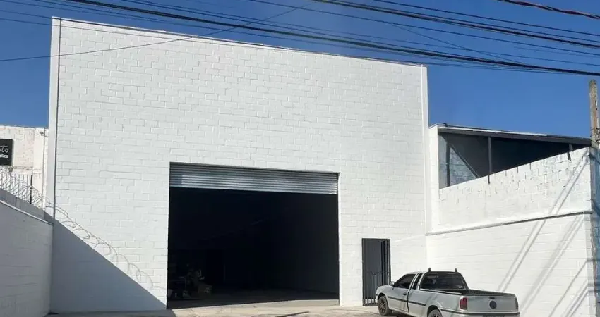 Galpão para locação em jundiaí, parque residencial jundiaí, 2 banheiros