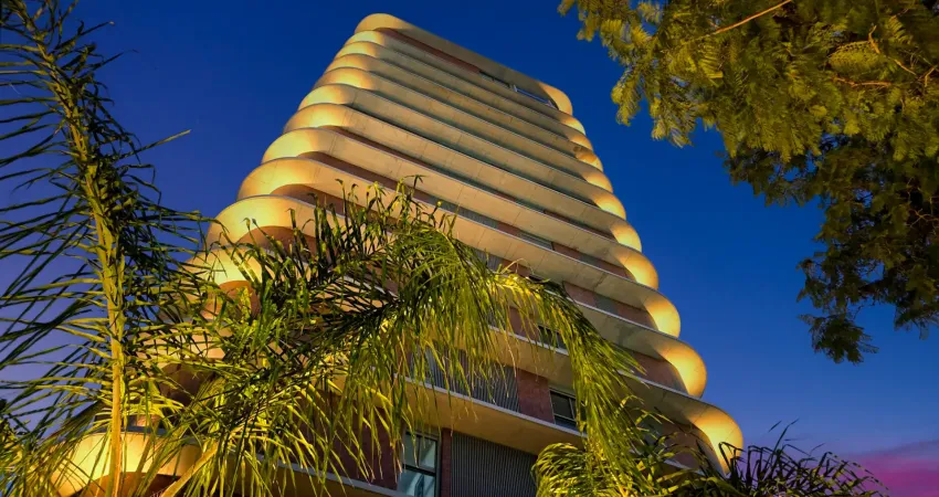 Apartamento de 2 suítes no bairro moinhos de vento, 93m², 2 vagas de garagem