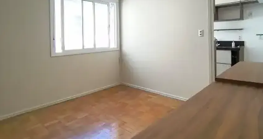 Apartamento de 1 dormitório no centro histórico, 43,30m², próximo à borges de medeiros