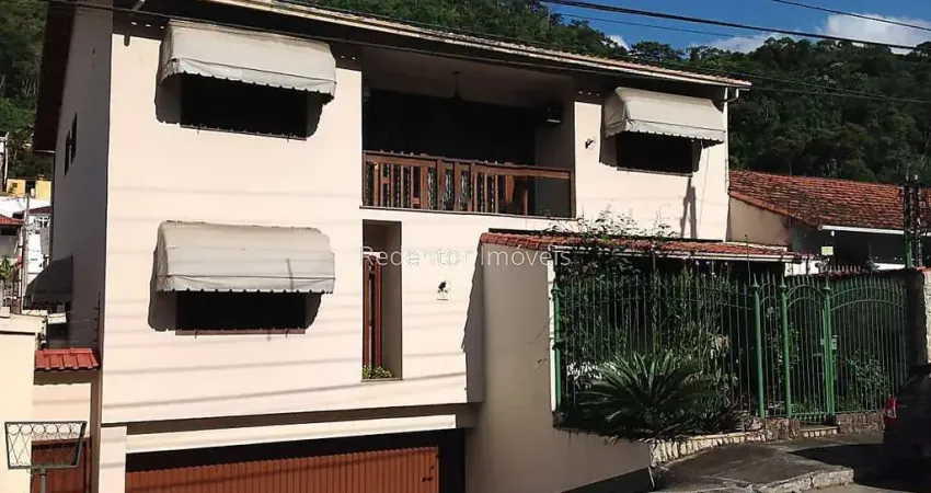 Casa com 4 quartos à venda no Vale do Ipê, Juiz de Fora
