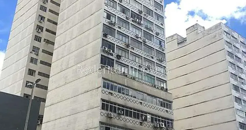 Sala comercial à venda no Centro, Juiz de Fora 