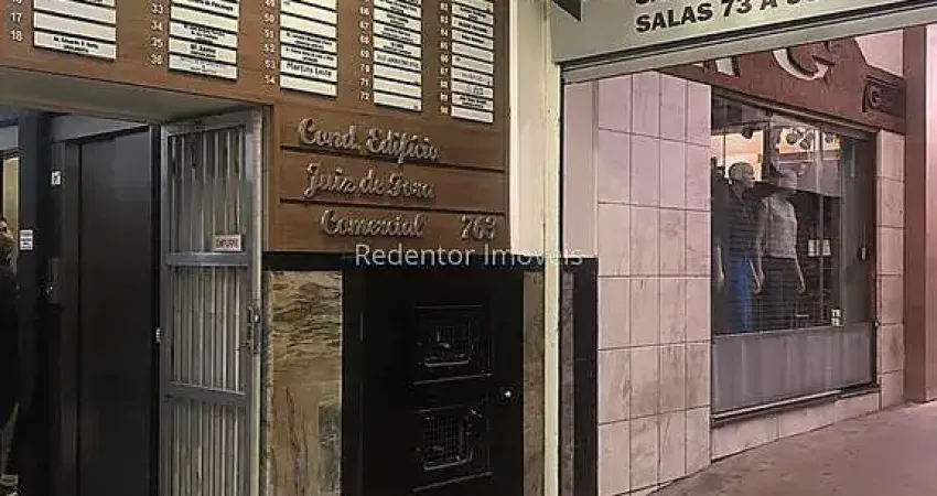 Sala comercial à venda no Centro, Juiz de Fora