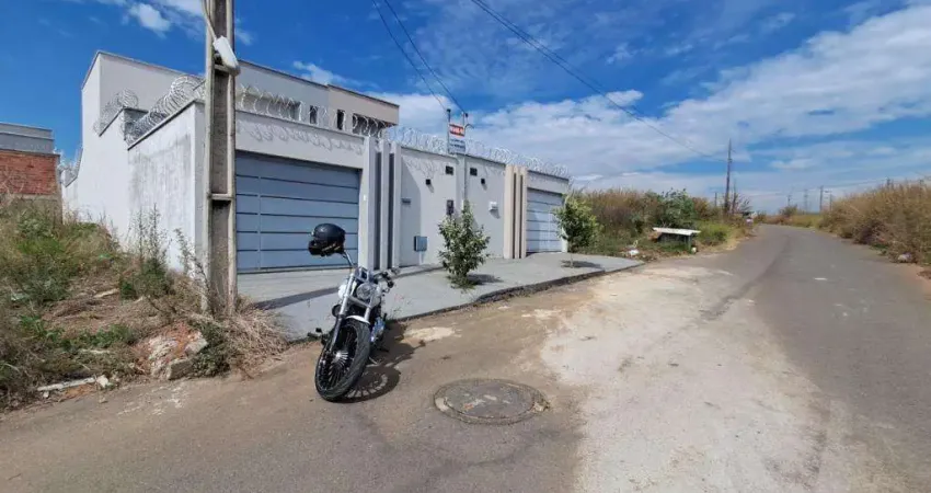 Casa com 3 quartos à venda na Rua MMM11, 001, Setor Três Marias I, Goiânia