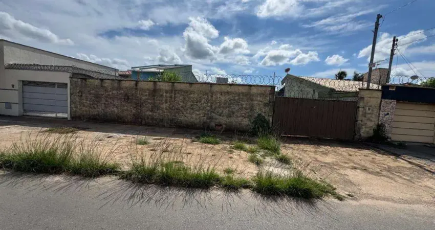 Terreno à venda na Avenida Sorocaba, S/N, Jardim Novo Mundo, Goiânia