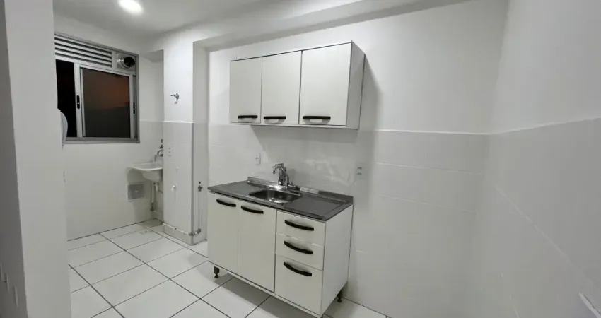 Apartamento térreo tipo garden, com 1 quarto, sala, cozinha, banheiro e área externa privativa — ideal para quem busca conforto e praticidade.