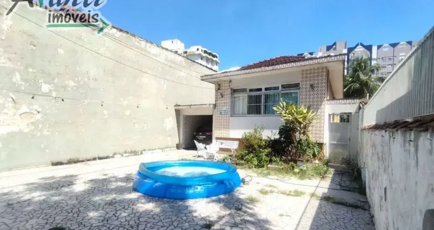 Casa com 3 quartos à venda na Rua Carvalho de Mendonça, 461, Marapé, Santos