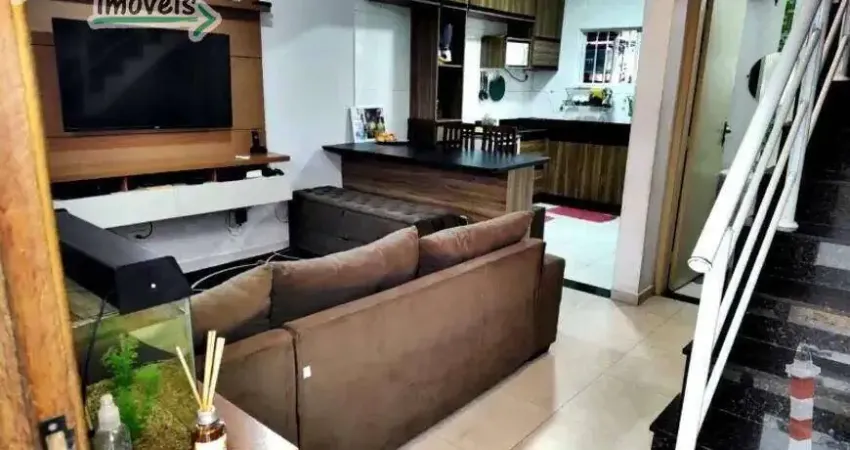 Casa 2 dormitórios à venda na Vila Voturuá - São Vicente/SP