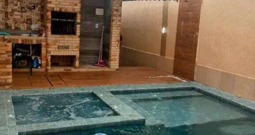 Casa à venda no bairro Nova Mirim em Praia Grande/SP