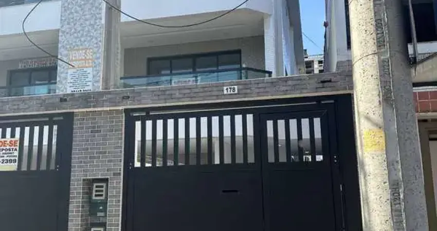 Casa à sobreposta a venda na Ponta da Praia em Santos SP