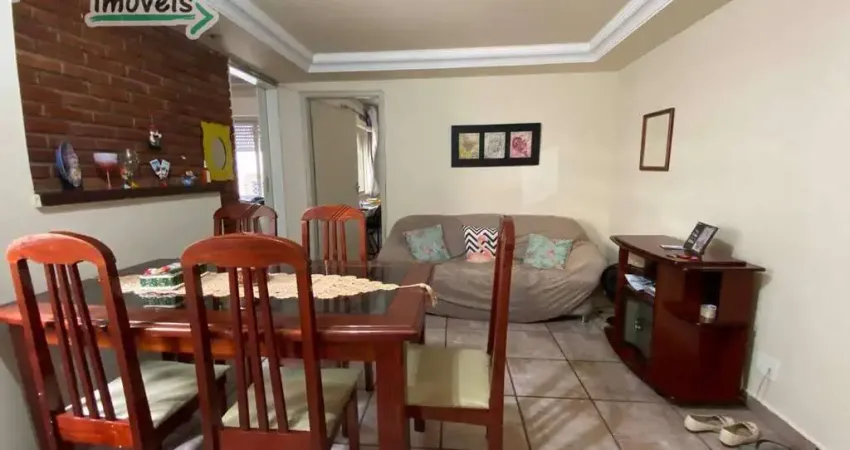 Apartamento modernizado com 2 dormitórios e 1 vaga no Gonzaga, Santos – Avanti Imóveis