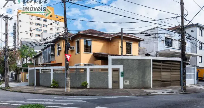 Casa Sobrado com 3 Dormitórios e 4 Banheiros em Embaré, Santos