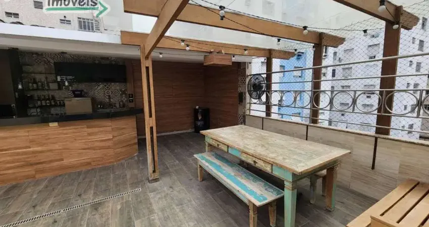Casa Duplex para locação  a 2 Quadras da Praia em Santos | Reformada e Moderna