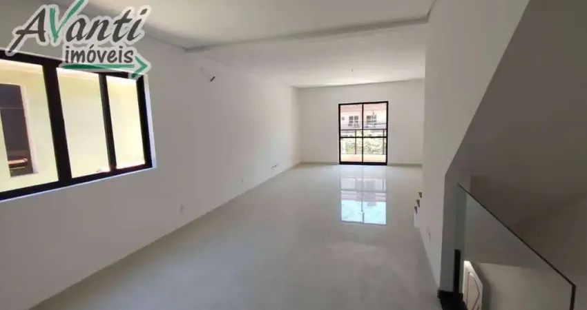 Casa Sobreposta Alta 3 Dormitórios no Embaré - Santos | Avanti Imóveis