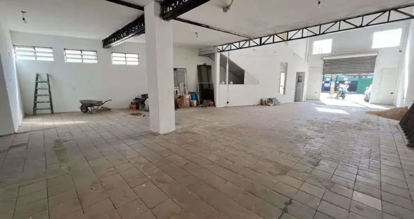 Barracão / Galpão / Depósito para alugar na Avenida Almirante Tamandaré, 253, Macuco, Santos