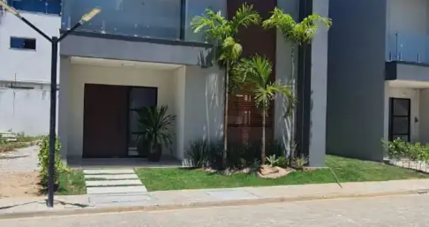 Casa triplex em buraquinho brisa imperial, otimo para investimento