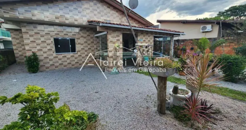 Casa com 2 quartos à venda em Ambrósio, Garopaba