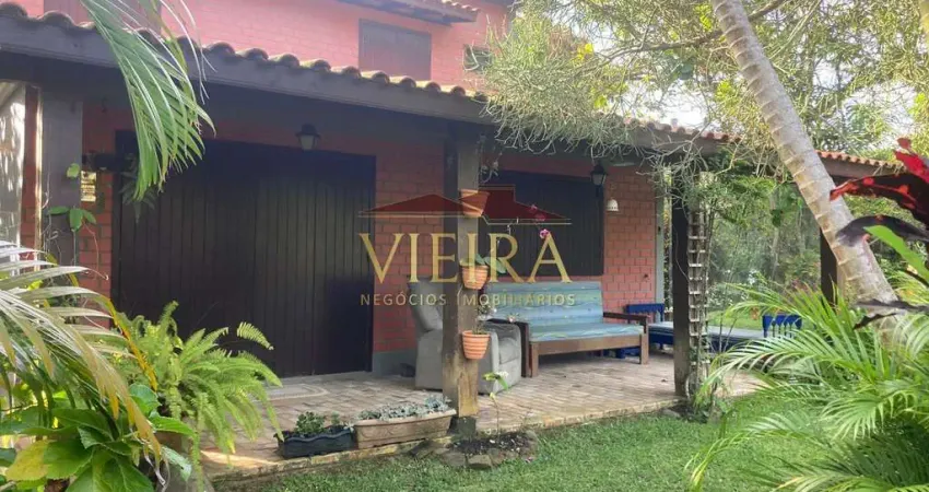 Casa com 3 quartos à venda na Praia da Barra, Garopaba 