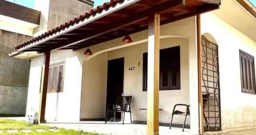Casa com 5 quartos à venda no Centro, Garopaba 