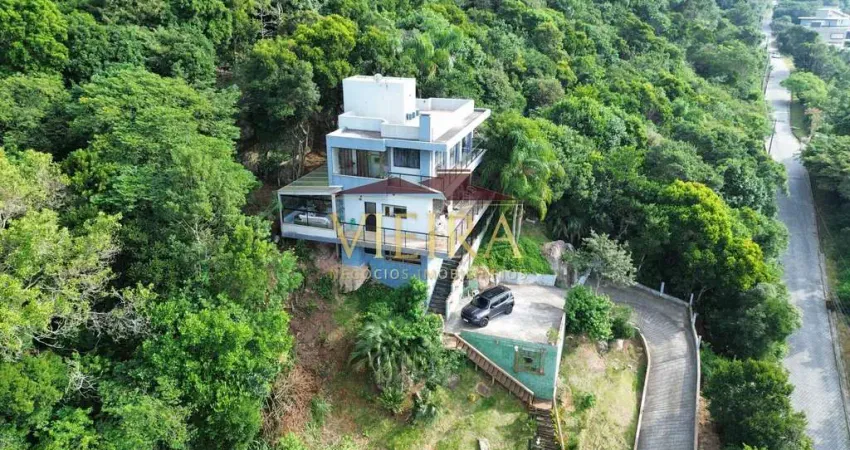 Casa de alto padrão com vista para o mar no bairro ferraz – garopaba