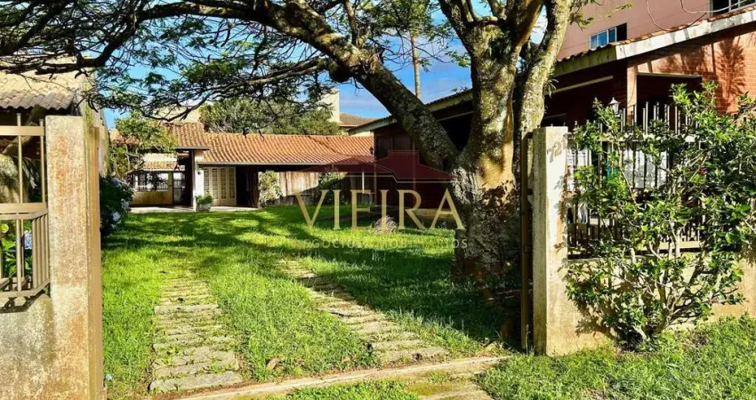 Oportunidade de investimento: terreno de 500m² à venda no centro com duas construções!