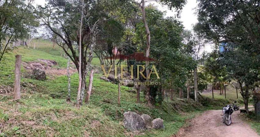 Terreno à venda na Praia da Ferrugem, Garopaba