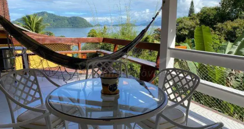 Belíssima casa de frente para o mar em condomínio fechado em  angra dos reis -rj.