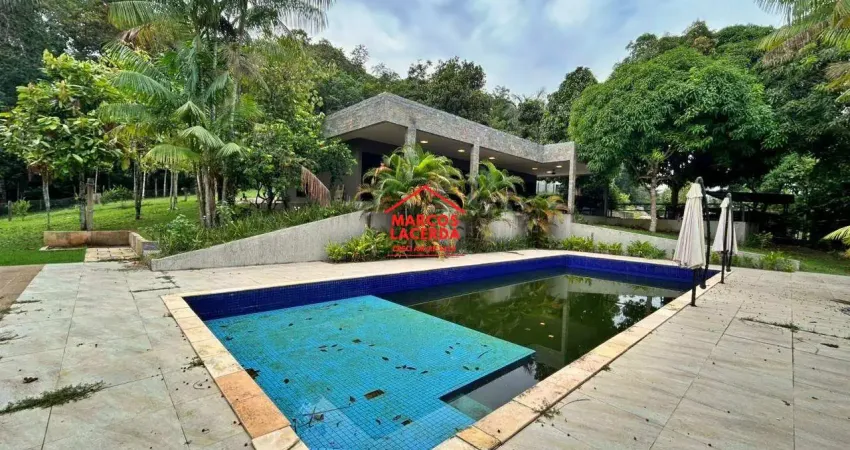 Chácara na avenida margarita com 3.121m² com piscina e edícula disponível pra venda!