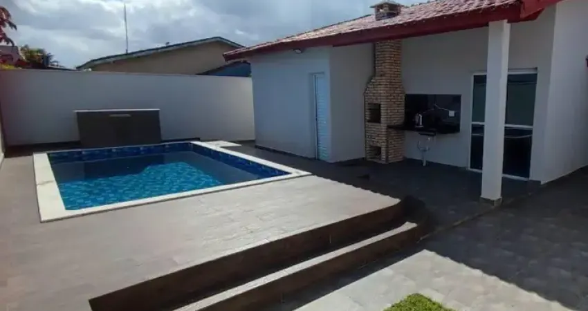 Casa com 3 quartos e piscina à venda em ponta negra com 225m² na rua praia do rio doce - natal rn