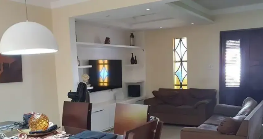 Casa com 3 quartos à venda em capim macio com 300m² na rua doutor orlando de azevedo