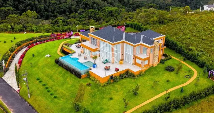 Casa em condomínio fechado com 4 quartos à venda no Descansopolis, Campos do Jordão