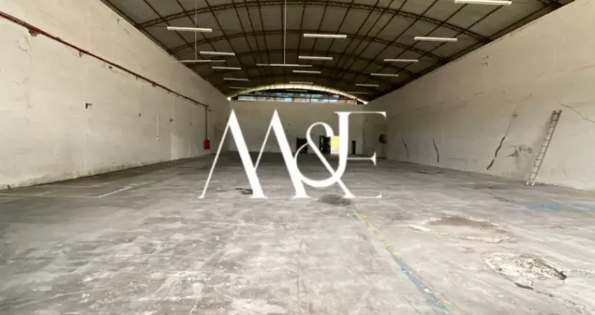 Alugo galpão no turismo - 6 docas - piso de concreto - pé direito de 8 metros - galpão no tarumã - pronto para seu negocio - perto da gmad - r$ 70mil