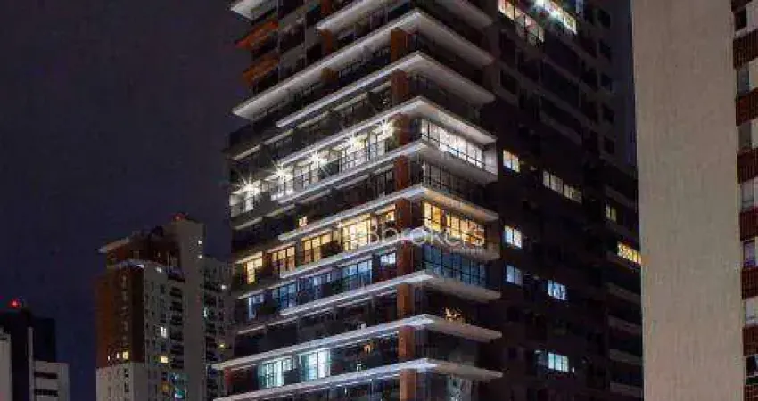 Seu Negócio no Melhor Endereço de Curitiba com Terraço Privativo!