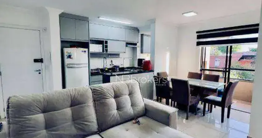 Apartamento amplo com sacada, churrasqueira e excelente localização!