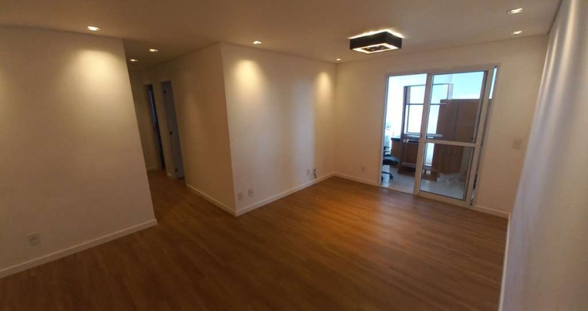 Imperdível oportunidade de apartamento à venda no Portal do Morumbi, São Paulo-SP: 3 quartos, 1 suíte, 3 salas, 3 banheiros, 2 vagas de garagem, 110m²!
