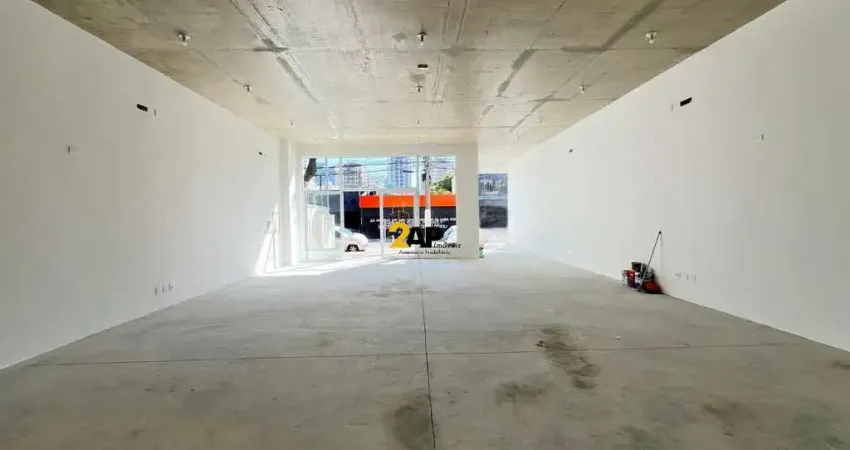 Loja Comercial no Brooklin: 615m², 3 vagas de garagem. Imperdível!