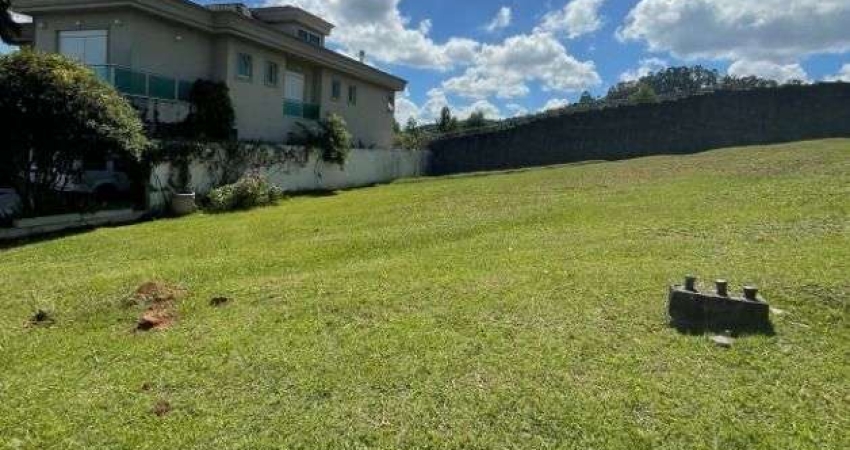 Terreno à venda em condomínio exclusivo no Tamboré, Santana de Parnaíba-SP - 521m² de área!