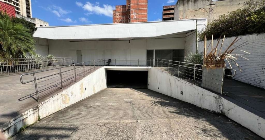 Loja/Ponto comercial para venda ou aluguel em Santo Amaro - Largo 13 de Maio