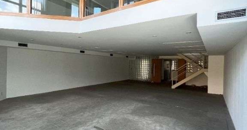 Sala Comercial de alto padrão em condomínio na Vila Tramontano, São Paulo-SP: 3 banheiros, 5 vagas e 136m² de área!