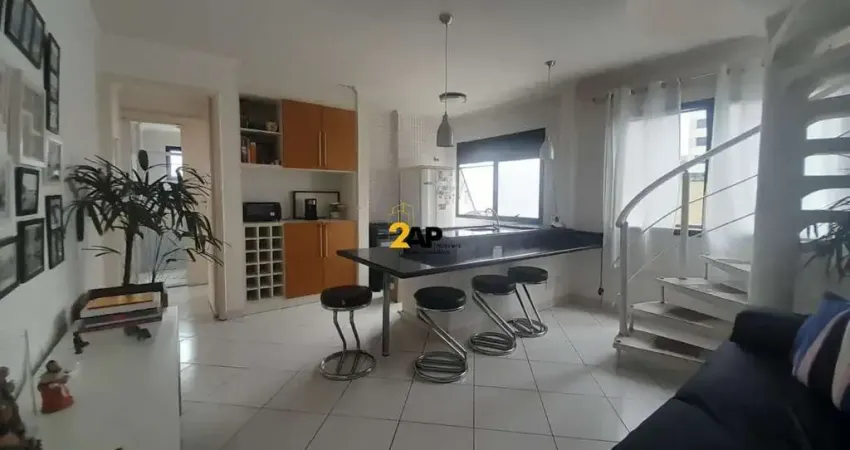Venda de Cobertura Duplex com 2 quartos na Vila Andrade, São Paulo-SP: 1 suíte, 1 sala, 2 banheiros, 1 vaga de garagem, 80m².