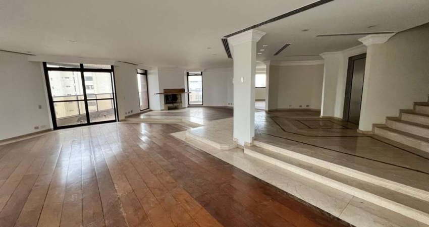 Apartamento Duplex de Luxo na Vila Andrade: 4 quartos, 4 suítes, 5 banheiros, 4 vagas de garagem, 455m² - São Paulo-SP.