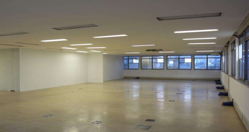 Laje Comercial de Alto Padrão à Venda em Pinheiros - São Paulo-SP: 4 Banheiros, 6 Vagas e 517m² de Área