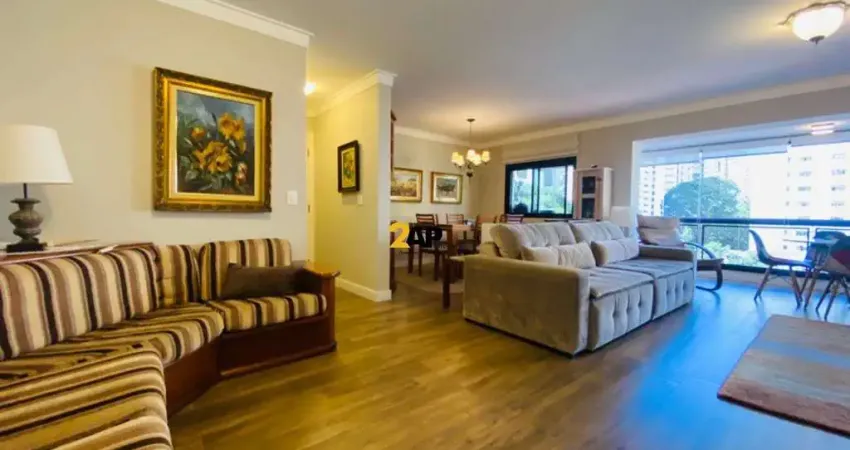 Apartamento a venda em Moema, 3 dormitórios, 2 vagas com 125m² .