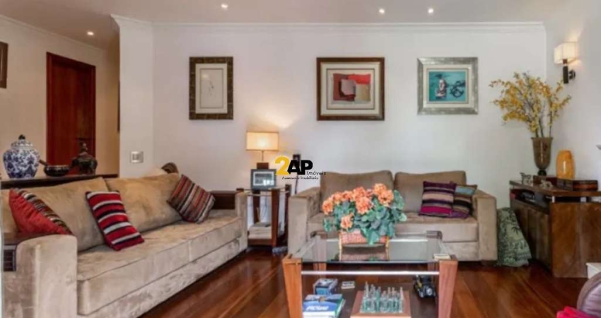 Venda de Apartamento de Luxo em Moema, São Paulo - 4 quartos, 3 suítes, 3 salas, 4 banheiros, 2 vagas de garagem, 200m².