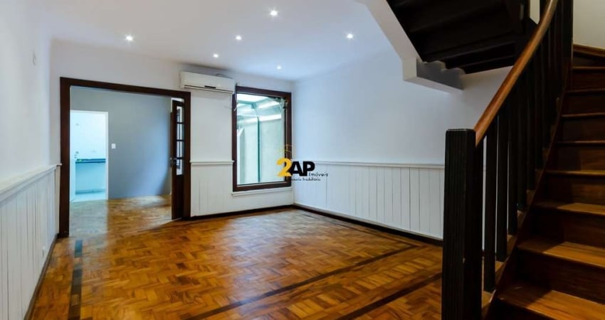 Casa comercial para locação em Pinheiros: 5 salas, 2 banheiros, 1 vaga de garagem, 130,00 m² de área em São Paulo-SP.