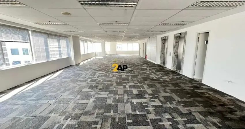 Andar Comercial para aluguel em Pinheiros - 218m², 2 Banheiros, 8 Vagas de Garagem