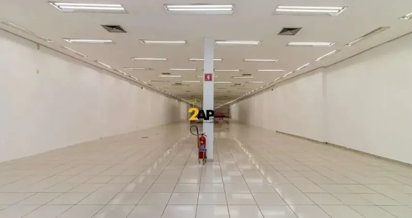 Loja para Aluguel na Rua Augusta: Ponto Comercial com 2 Banheiros e 570m² no Bairro Cerqueira César