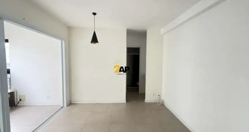 Apartamento à venda em São Paulo-SP - Vila Andrade: 1 quarto, 2 salas, 1 banheiro, 1 vaga, 38m² de área.