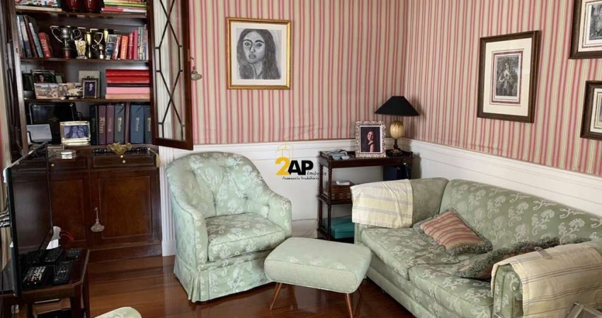 Imperdível oportunidade de adquirir apartamento de luxo no Itaim Bibi, 3 quartos, 1 suíte, 3 salas, 3 banheiros, 2 vagas de garagem, 200m² de área.