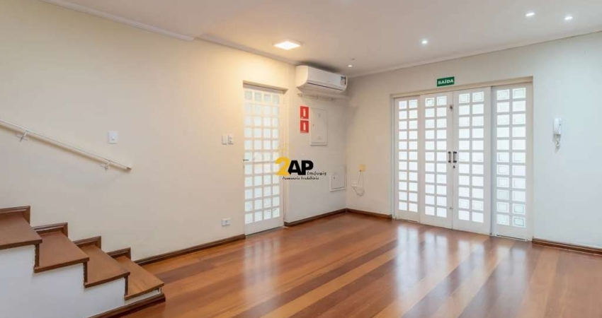 Casa Comercial no Planalto Paulista: 4 salas, 4 banheiros, 1 vaga - Venda ou Locação em São Paulo-SP!
