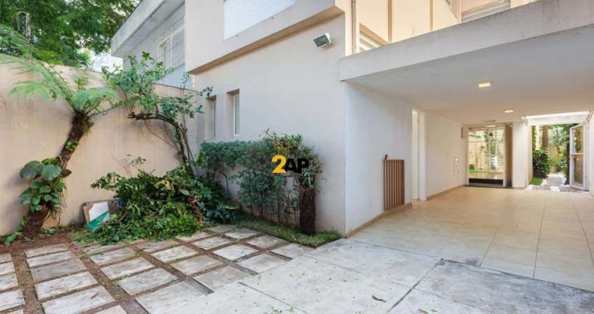 Imperdível: Casa Comercial para Locação no Brooklin, bairro Cidade Monções - 5 salas, 3 banheiros, 3 vagas, 204m².